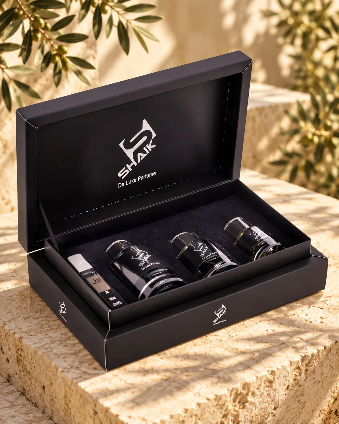 Shaik Gift Set No. 2: black gift box with three perfumes and a travel spray